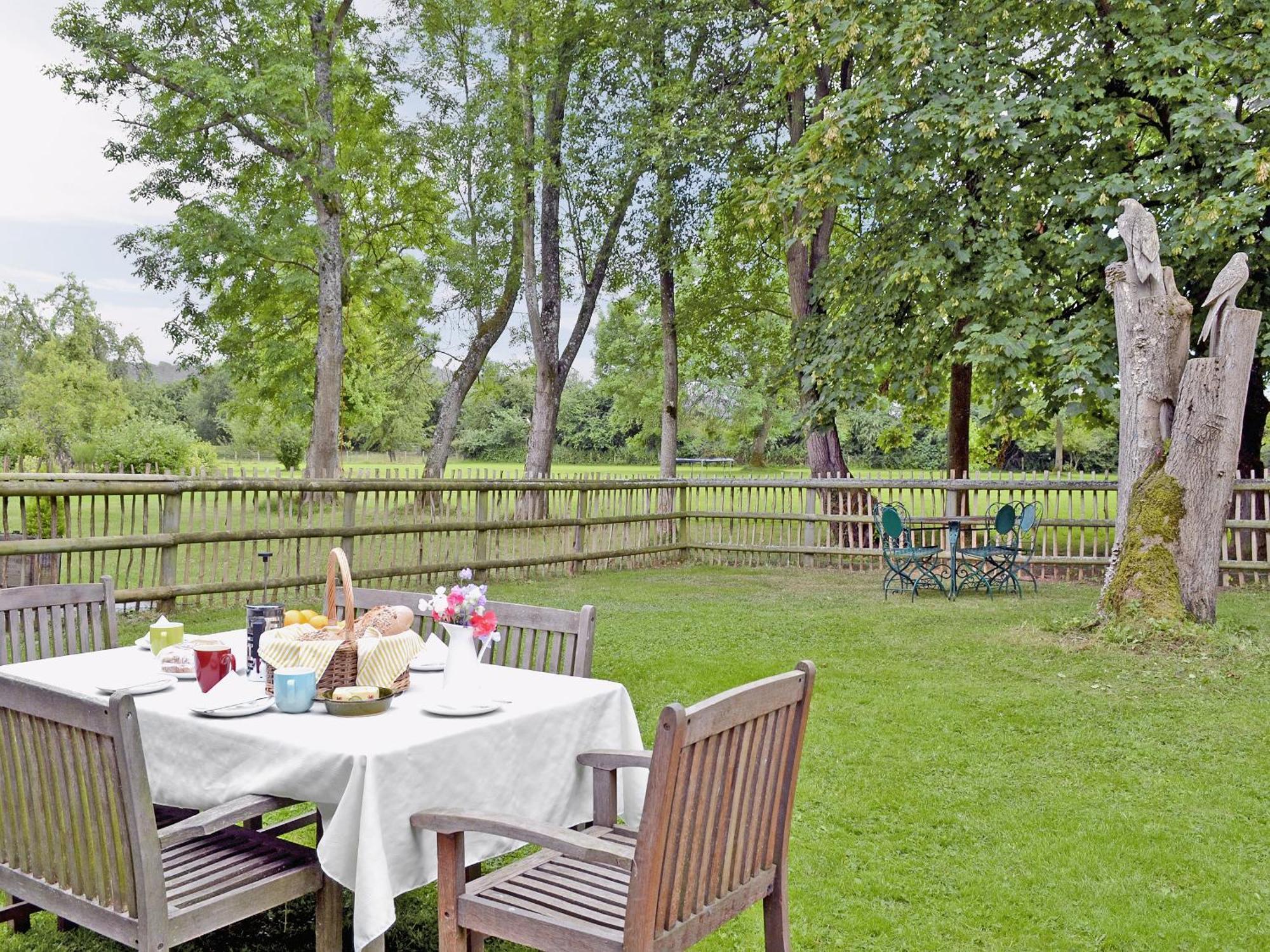 The Bailey Villa Glasbury Exterior photo